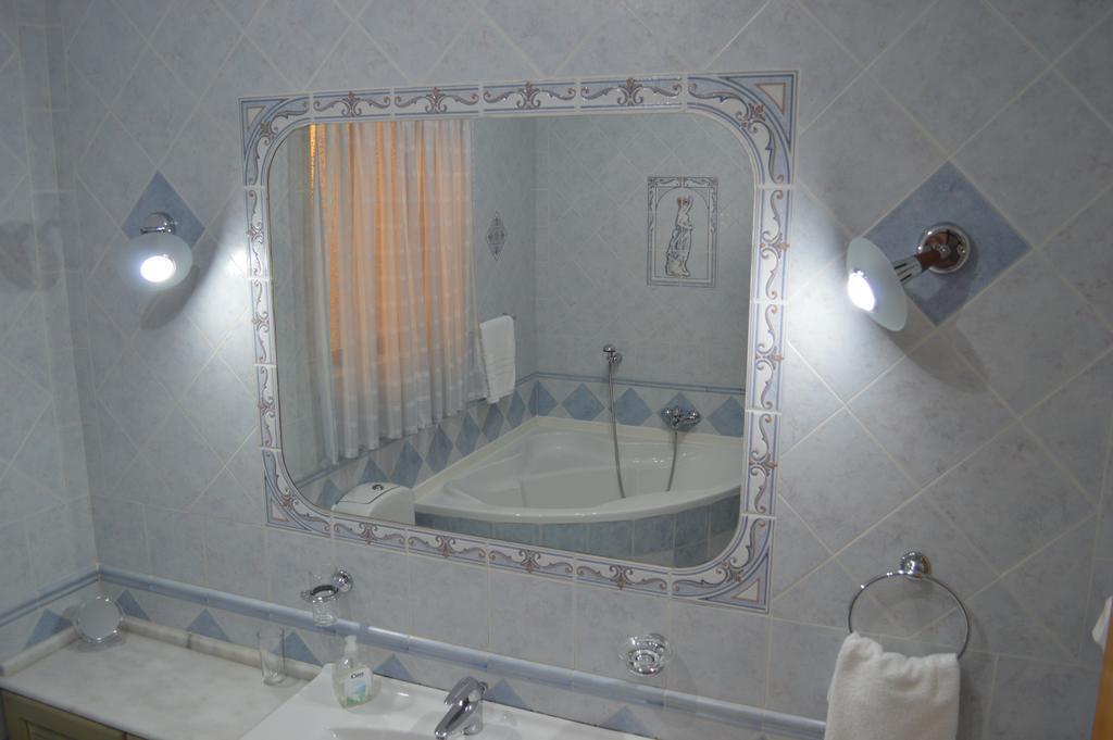 The April Maisonette Марсаскала Экстерьер фото
